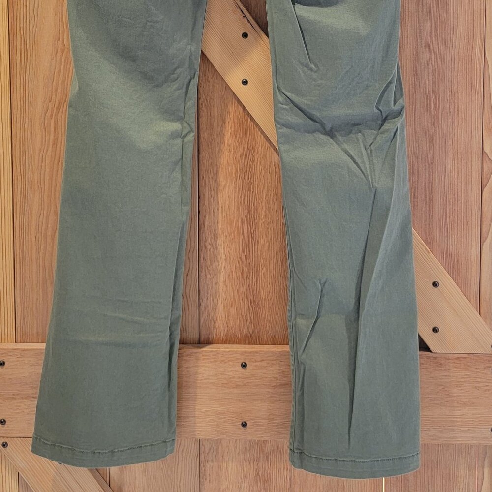 American Eagle Kick Boot Khakis - Size 8 Long - Picture 5 of 7
